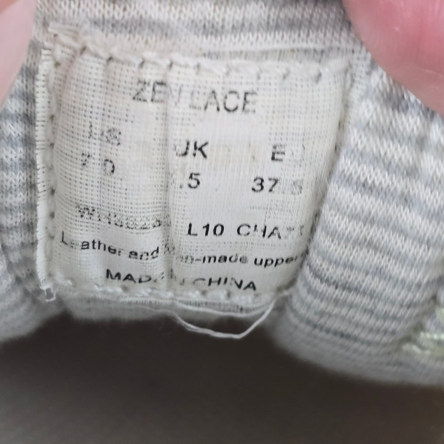 Keds White Lacer Up Runners Size 7