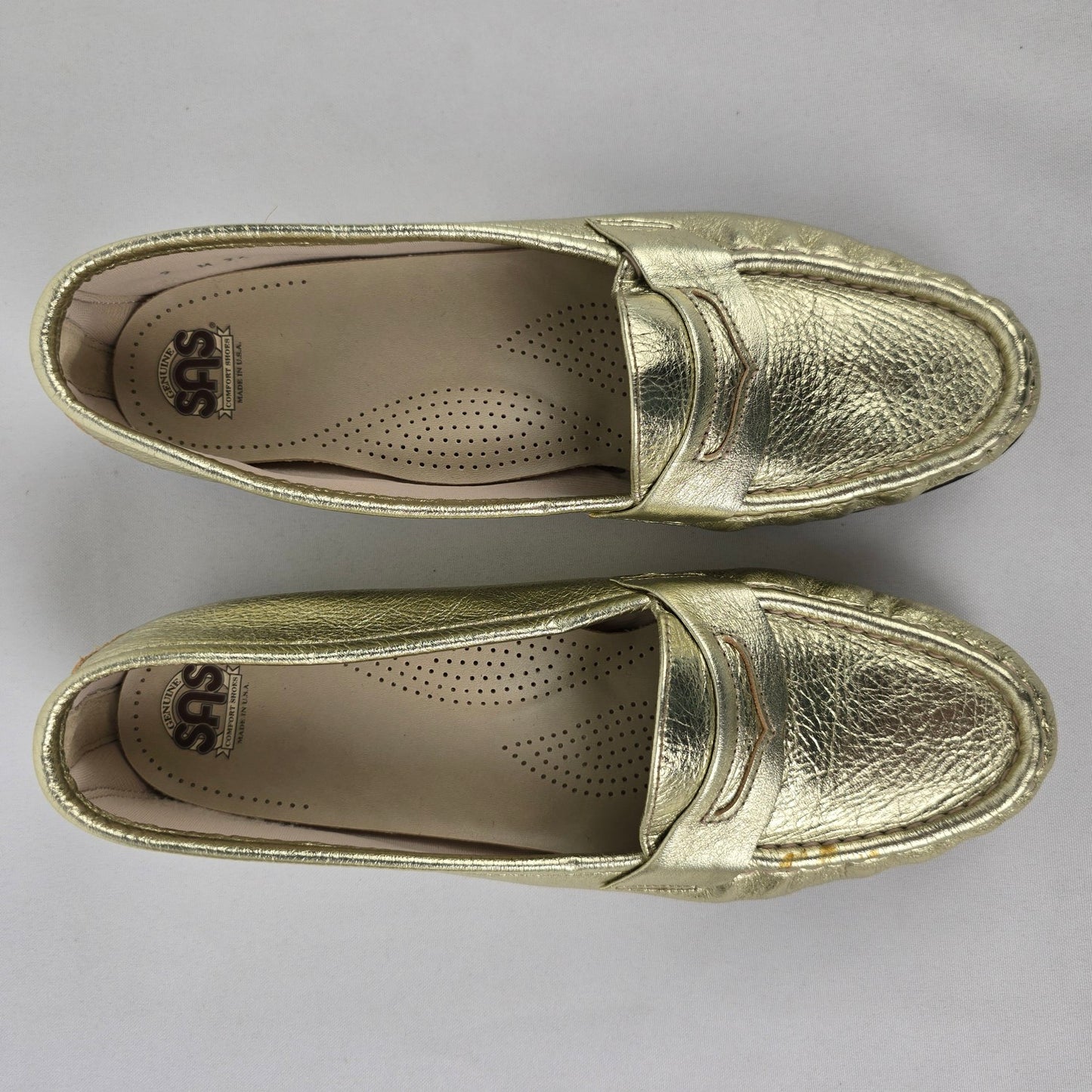 SAS Silver Metallic Comfort Loafers Size 9