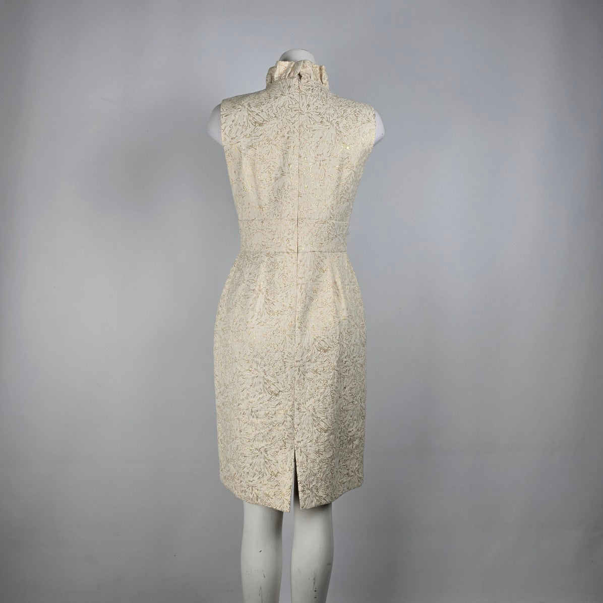Jessica Howard Cream Ruffle Sheath Dress Size 6
