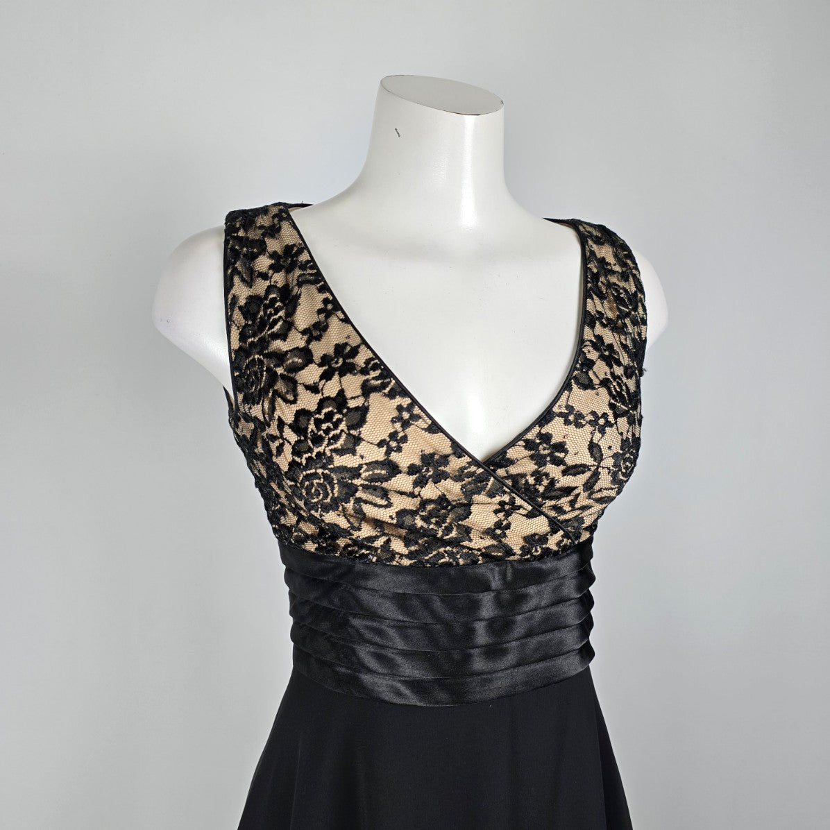Narianna Black Lace Chiffon Fit & Flare Midi Dress XS