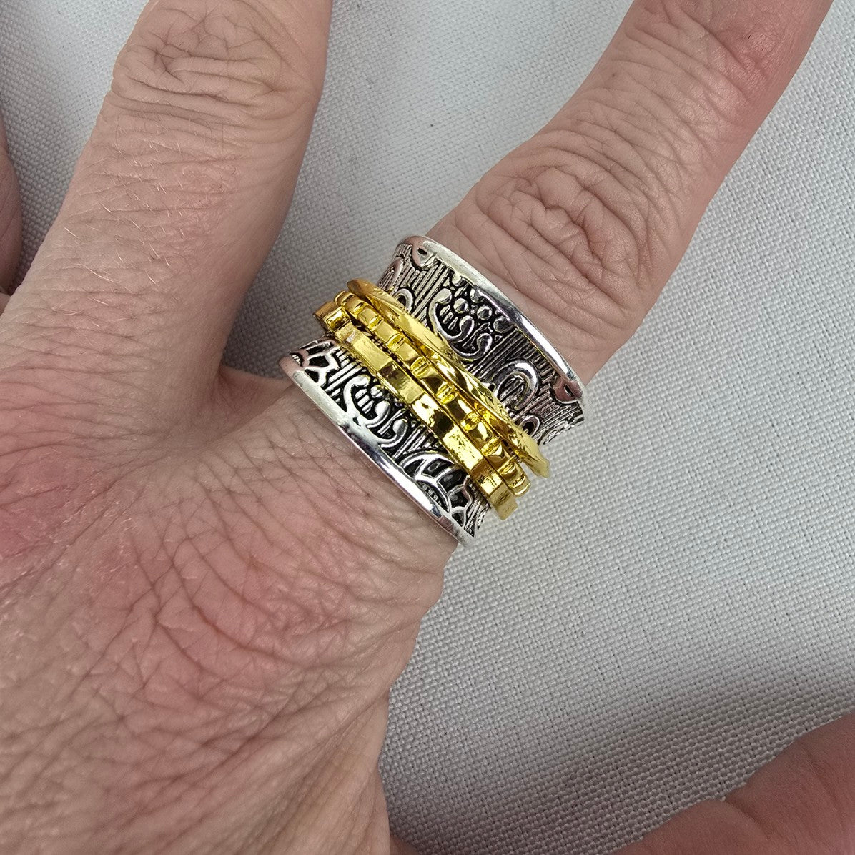 Silver & Gold Tone Spinner Ring Size 9
