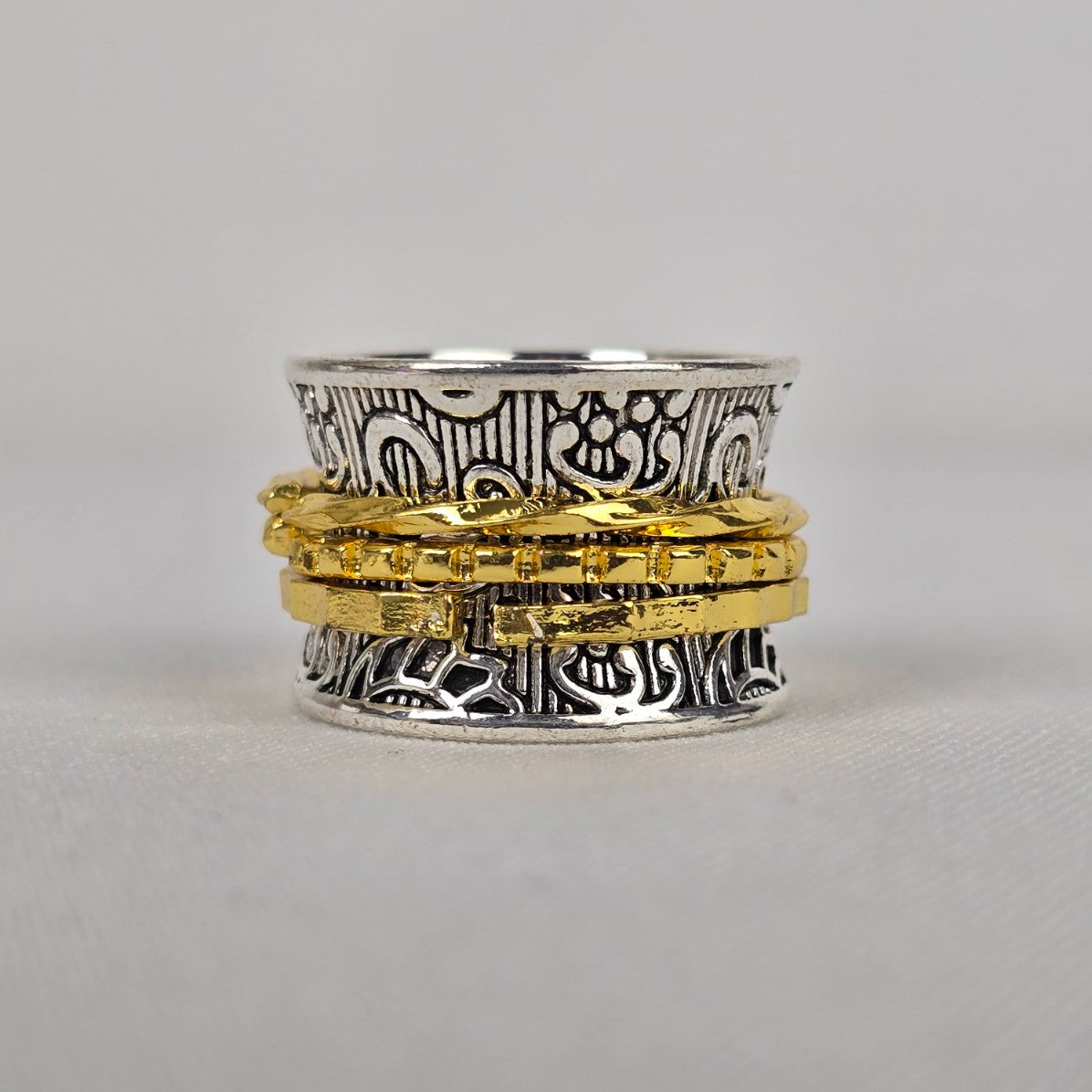 Silver & Gold Tone Spinner Ring Size 9