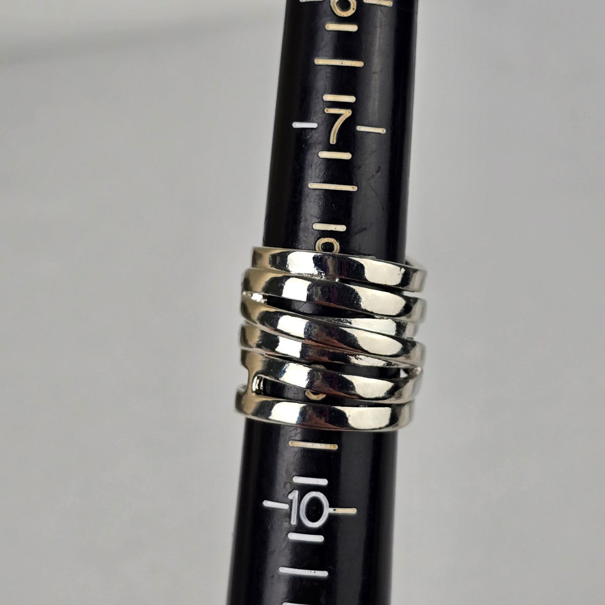 Silver Tone Wrap Ring Size 9