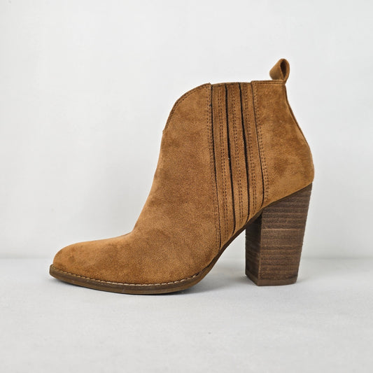 Beast Fashion Brown Suede Heeled Boots Size 7