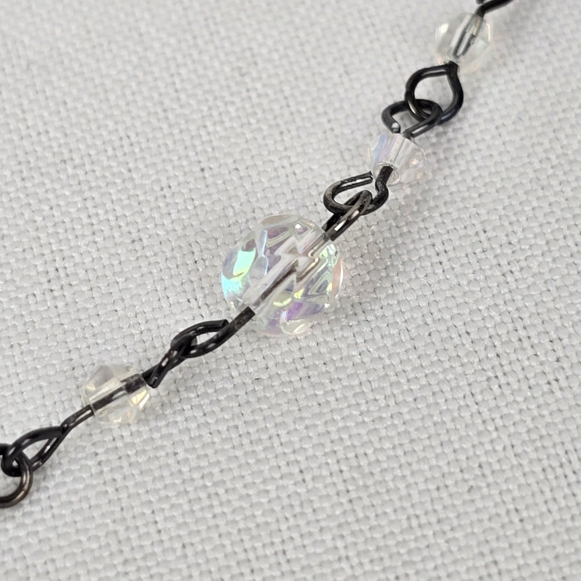 Avon Faceted Purple Beaded Pendant Necklace
