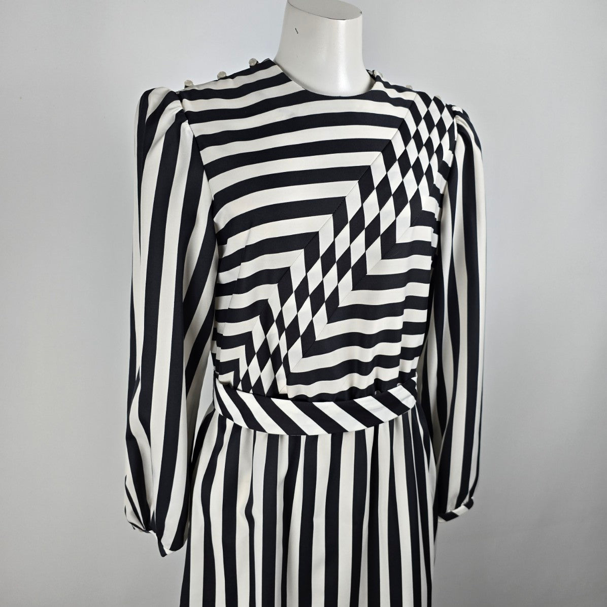Vintage Algo Black & White Midi Dress Size M/L