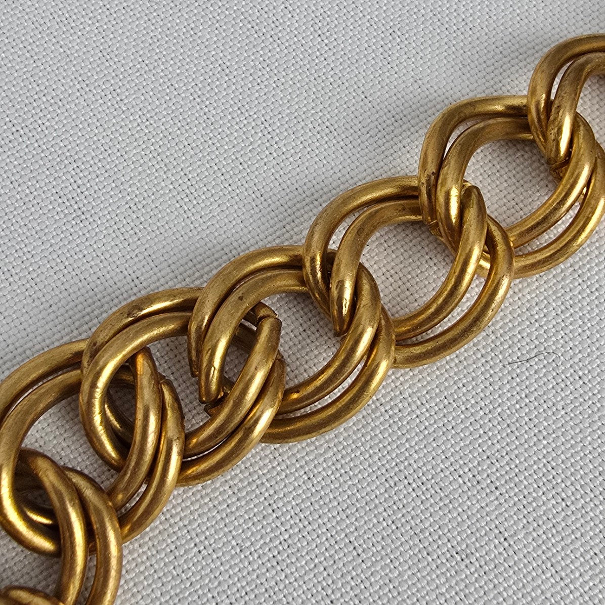 Elvira Gold Chunky Chain Green Polished Stone Pendant Long Necklace