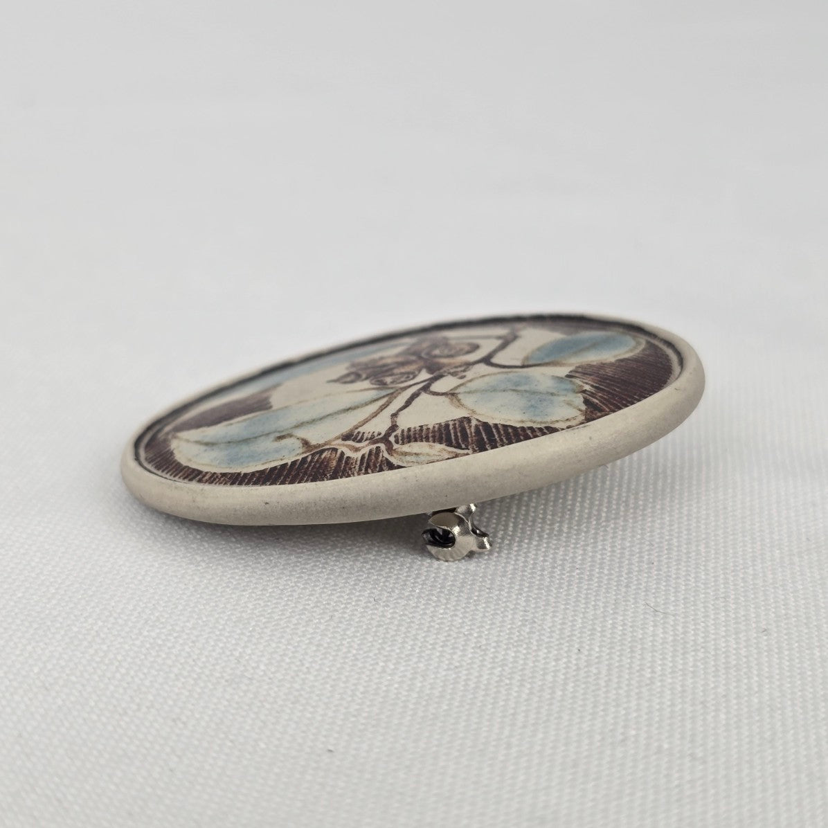 Vintage Hand Painted Brown Flower Ceramic Brooch