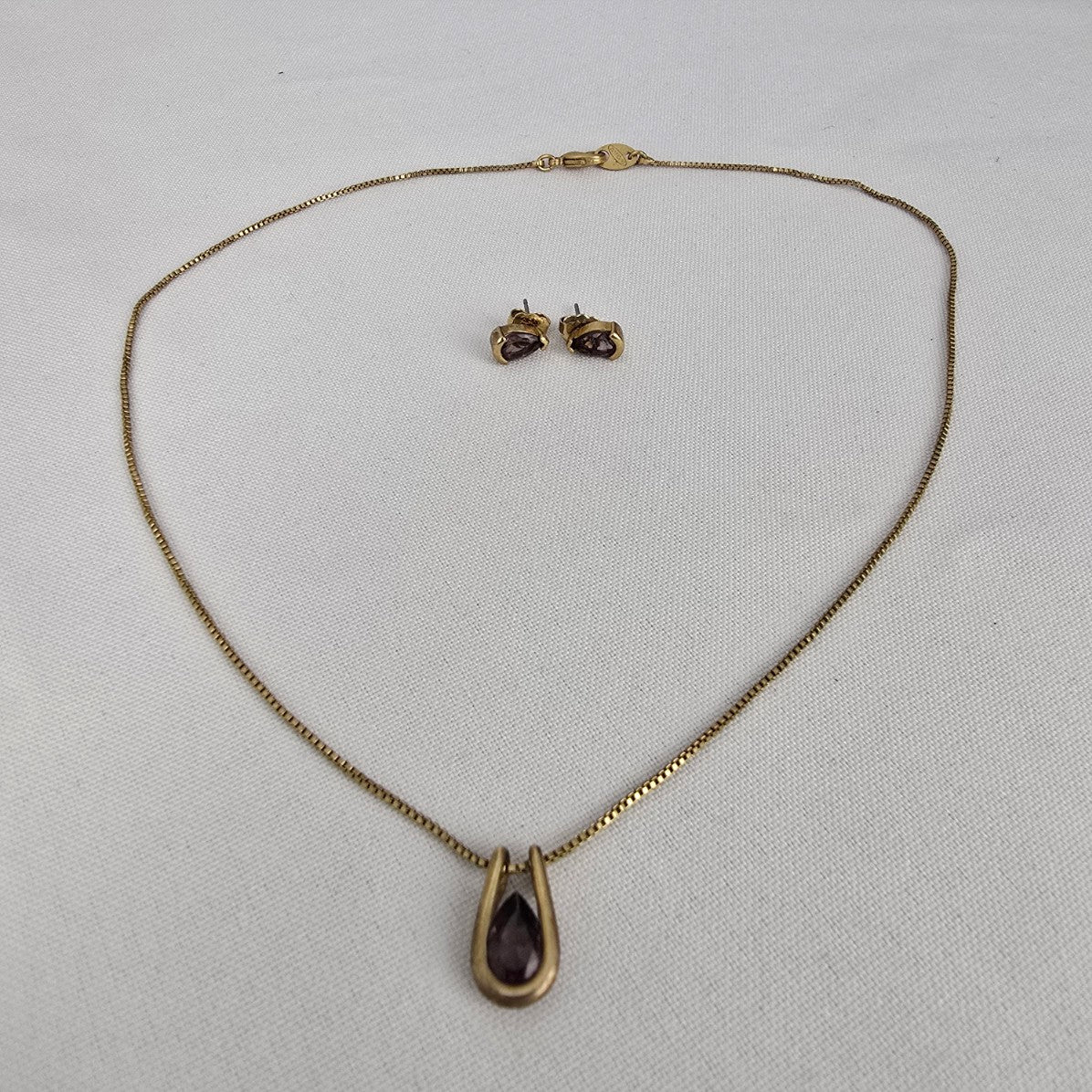 Vintage Avon Gold Tone Purple Faceted Stone Delicate Necklace & Earrings