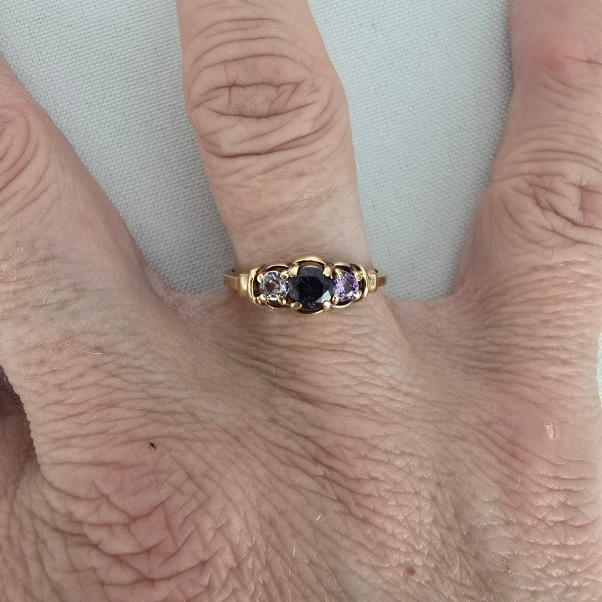 10K Amethyst 3 Gem Stone Ring Size 8
