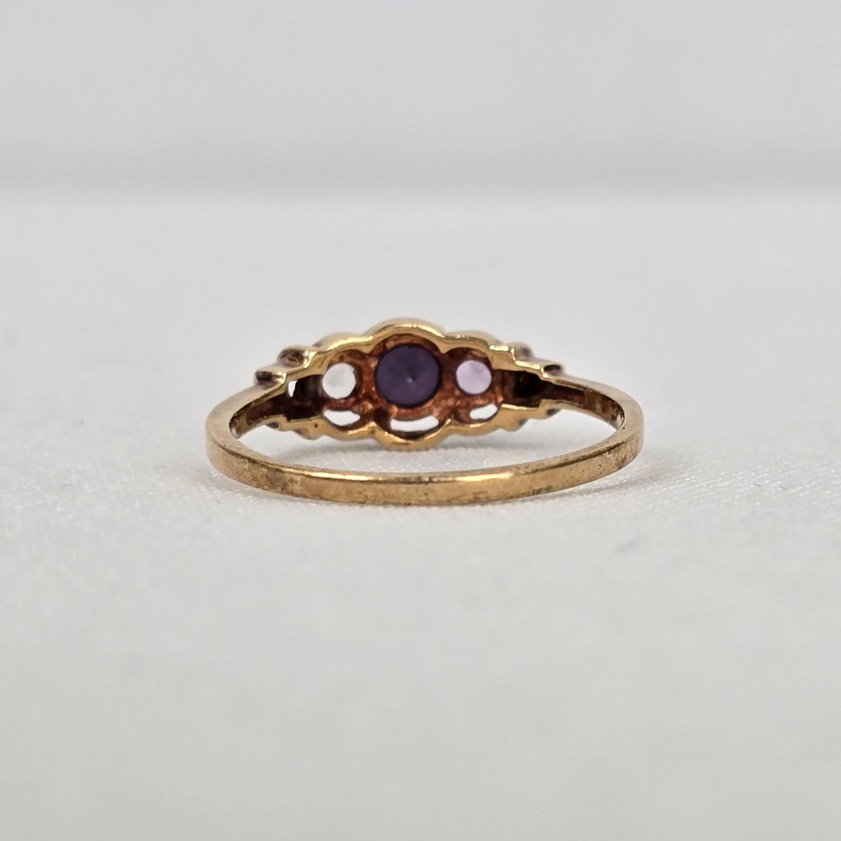 10K Amethyst 3 Gem Stone Ring Size 8