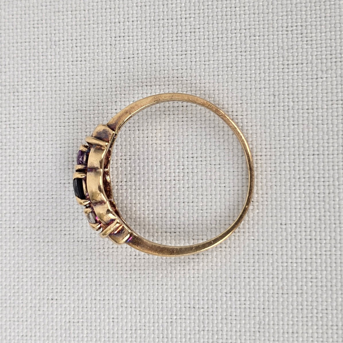 10K Amethyst 3 Gem Stone Ring Size 8