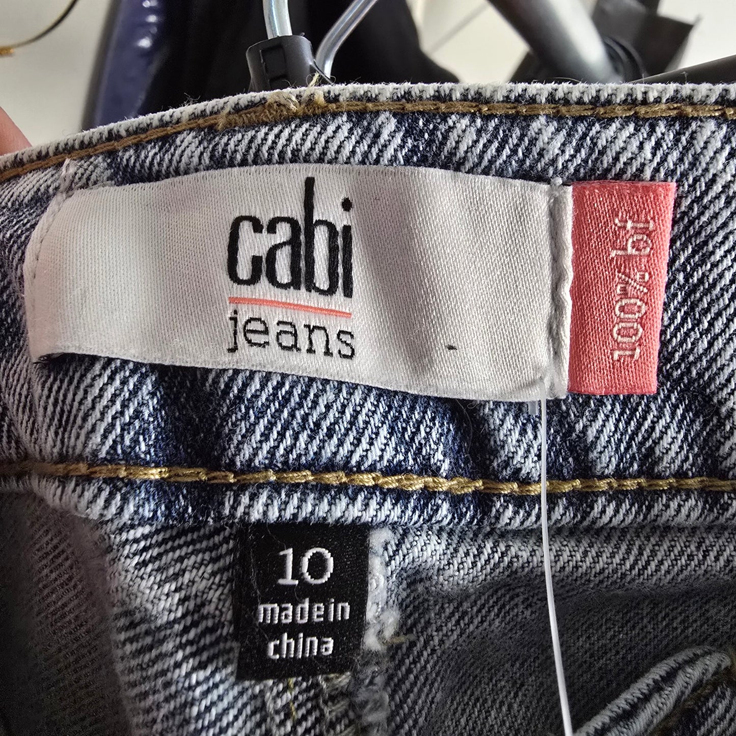 Cabi Jeans 100% bf Light Wash Distressed Denim Jeans Size 10