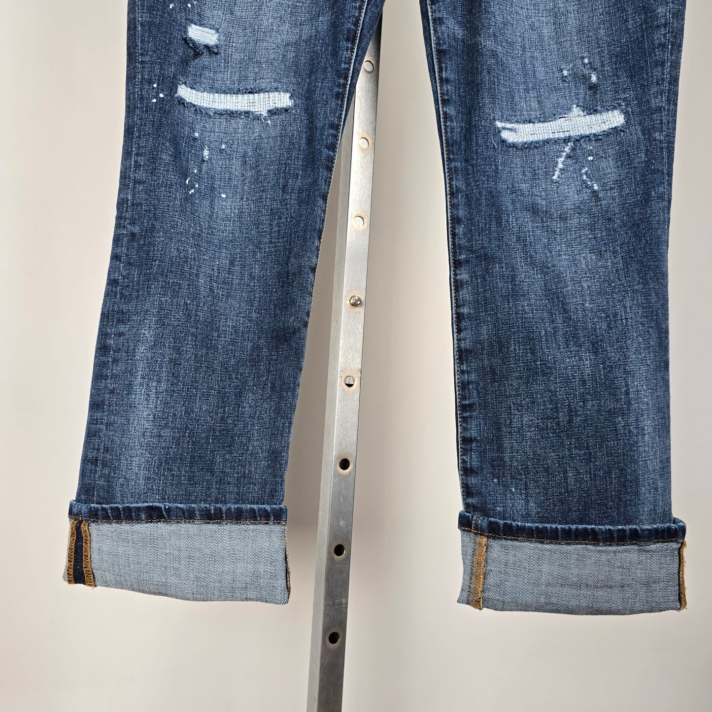 Cabi Button fly distressed midrise straight paint splatter Jeans Size 10