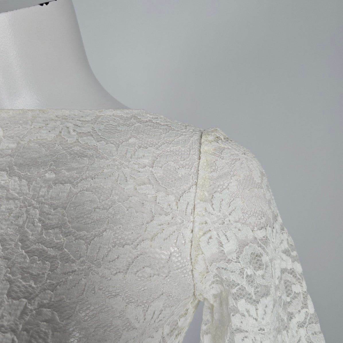 Vintage White Lace Cropped Top Size XS