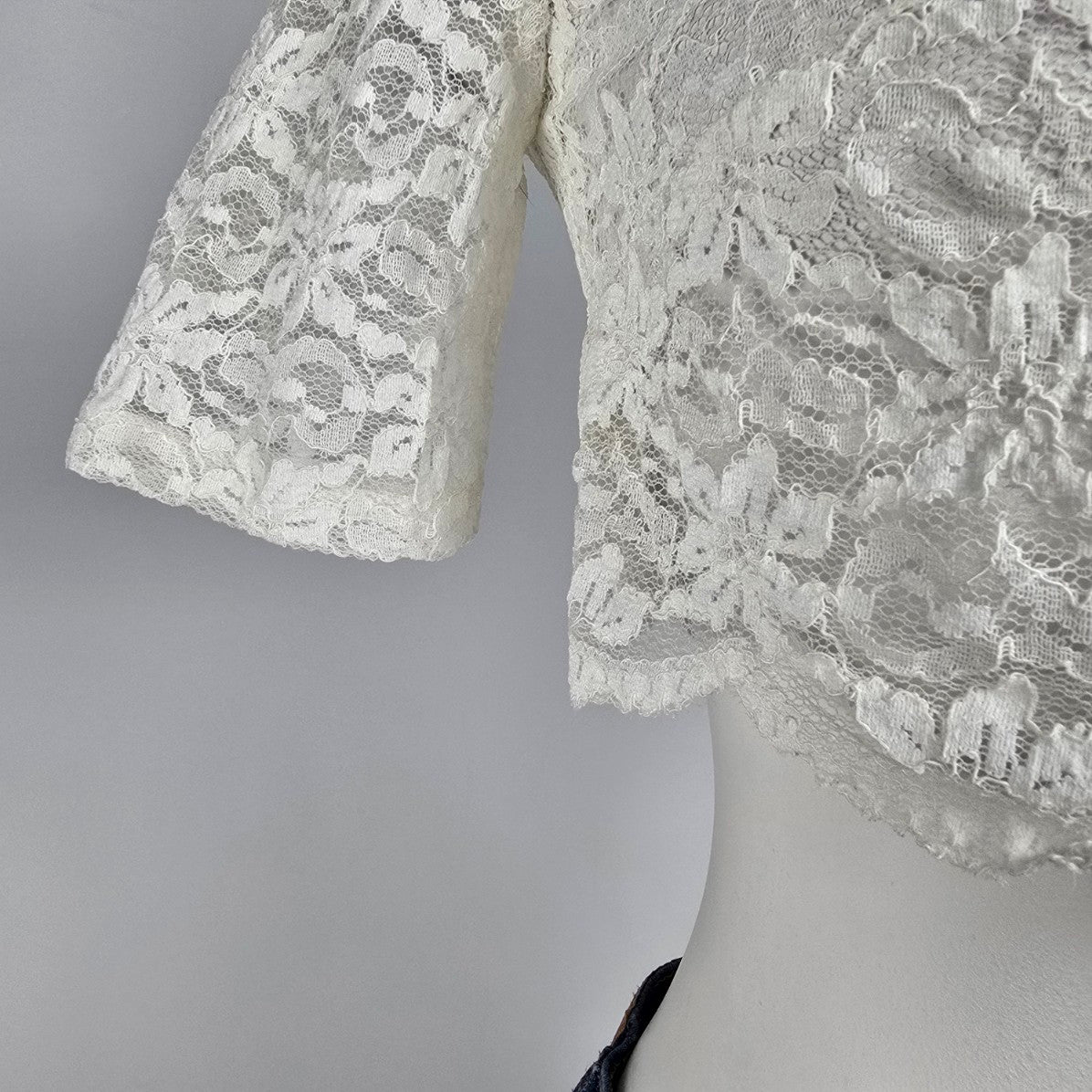 Vintage White Lace Cropped Top Size XS