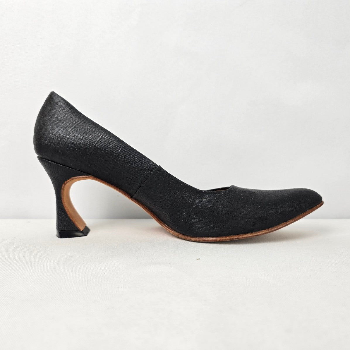 John Fluevog Big Presence Black Heeled Pumps Size 11
