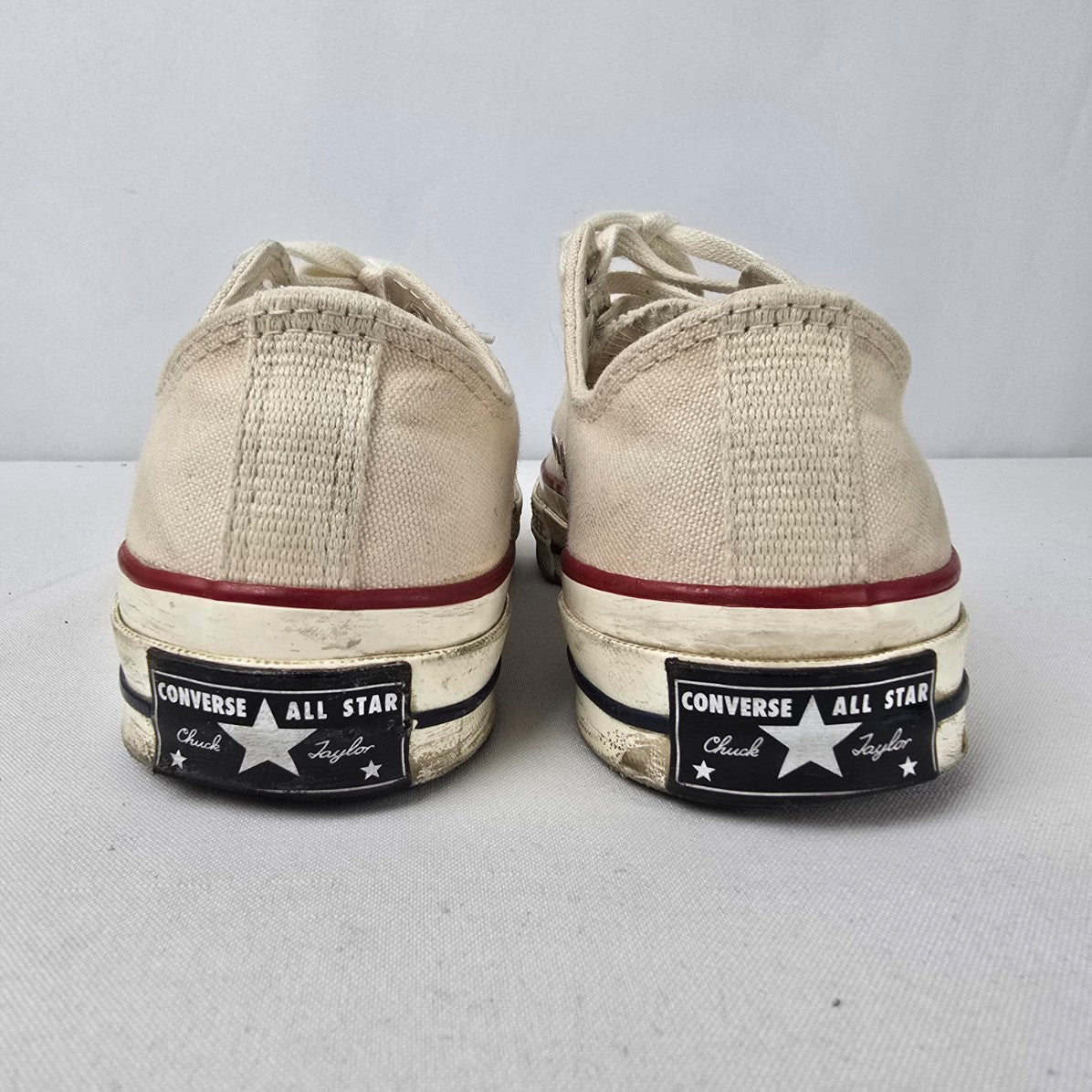 Converse Chuck Taylor Beige Lace Up Sneakers Size 6