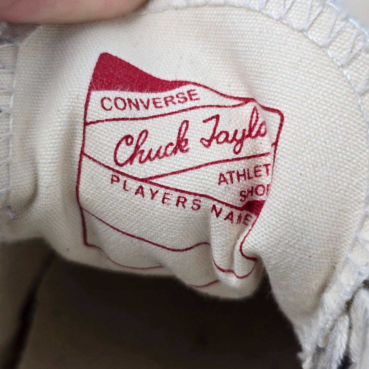 Converse Chuck Taylor Beige Lace Up Sneakers Size 6
