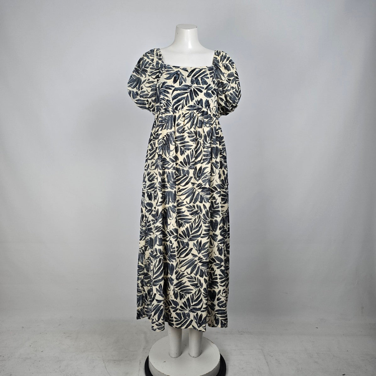Hayden Grey Floral Empire Waist Puff Sleeve Midi Dress Size L DYL Fashions Hayden Grey Floral Empire Waist Puff Sleeve Midi Dress Size L DYL Fashions