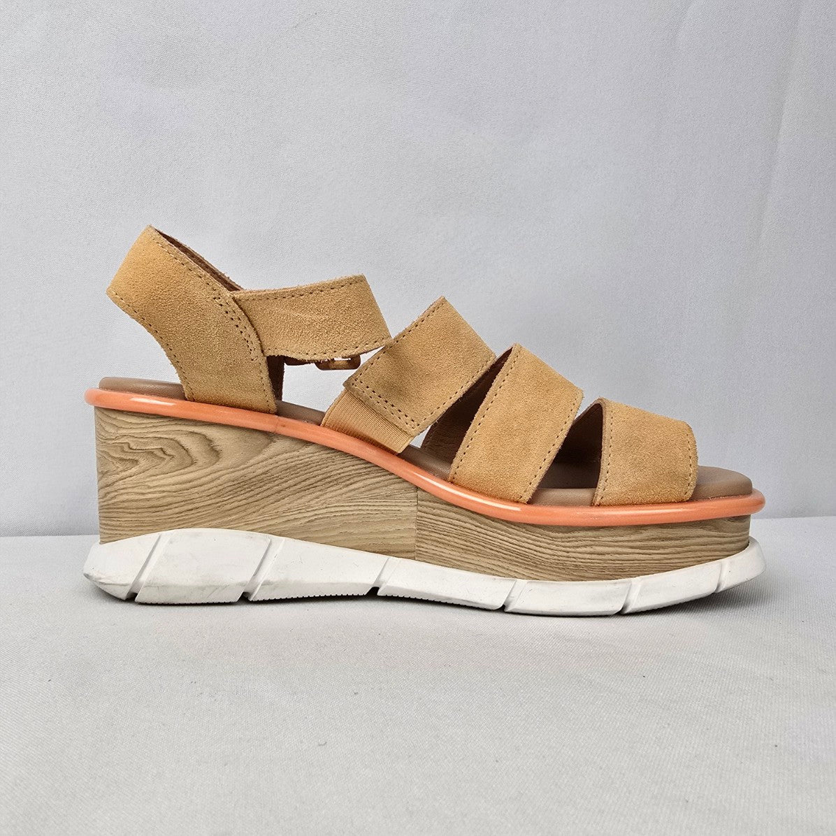 Sorel Brown Leather Joanie III Ankle Strap Sandals Size 7