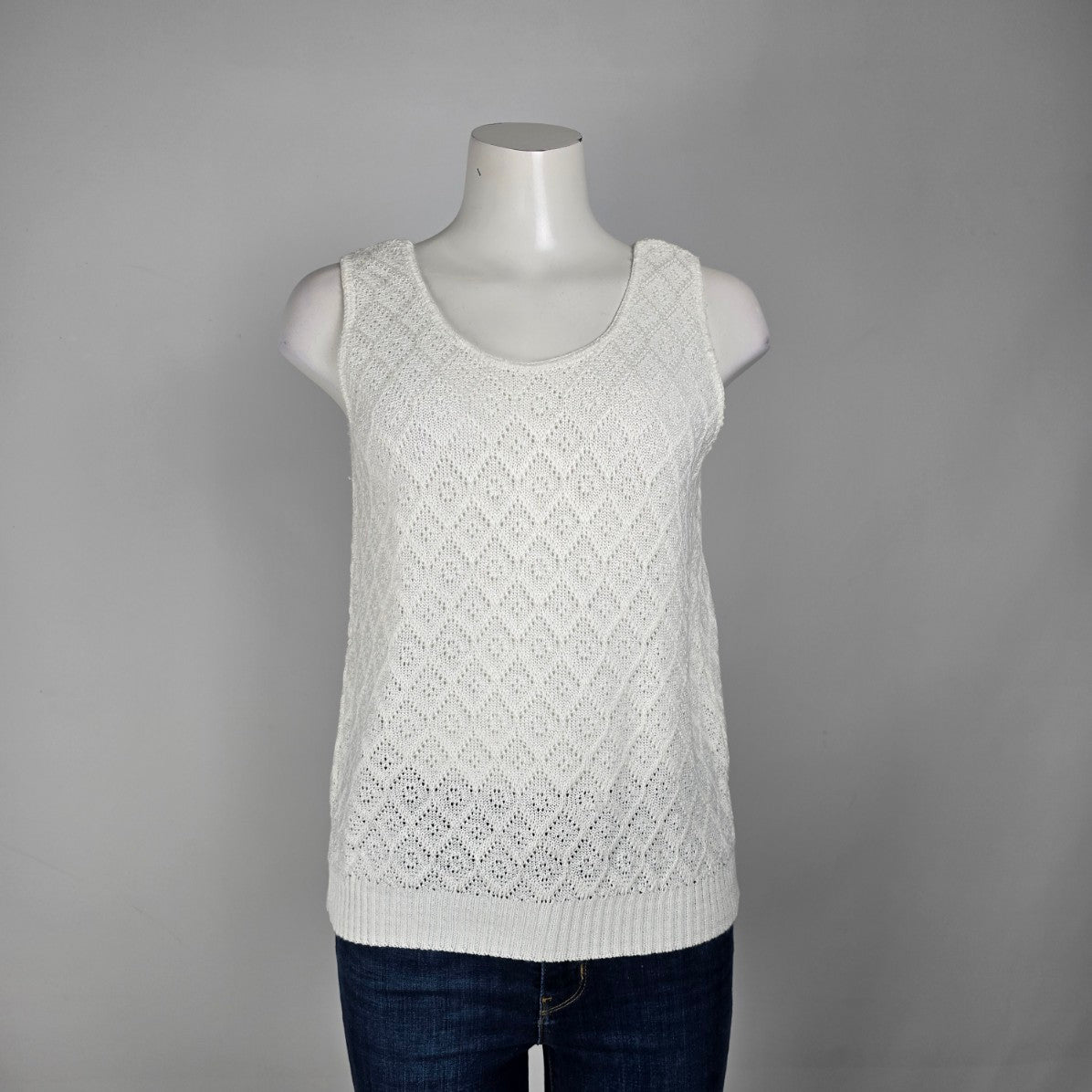 Vintage White Knit Sleeveless Sweater Top Size M