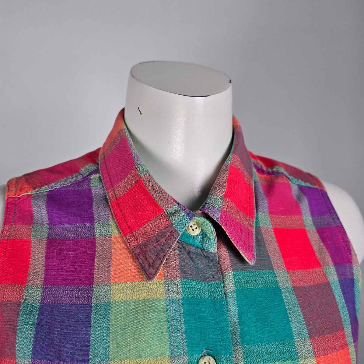 Royal Robbins Pink Plaid Button Up Sleeveless Collared Blouse Size M