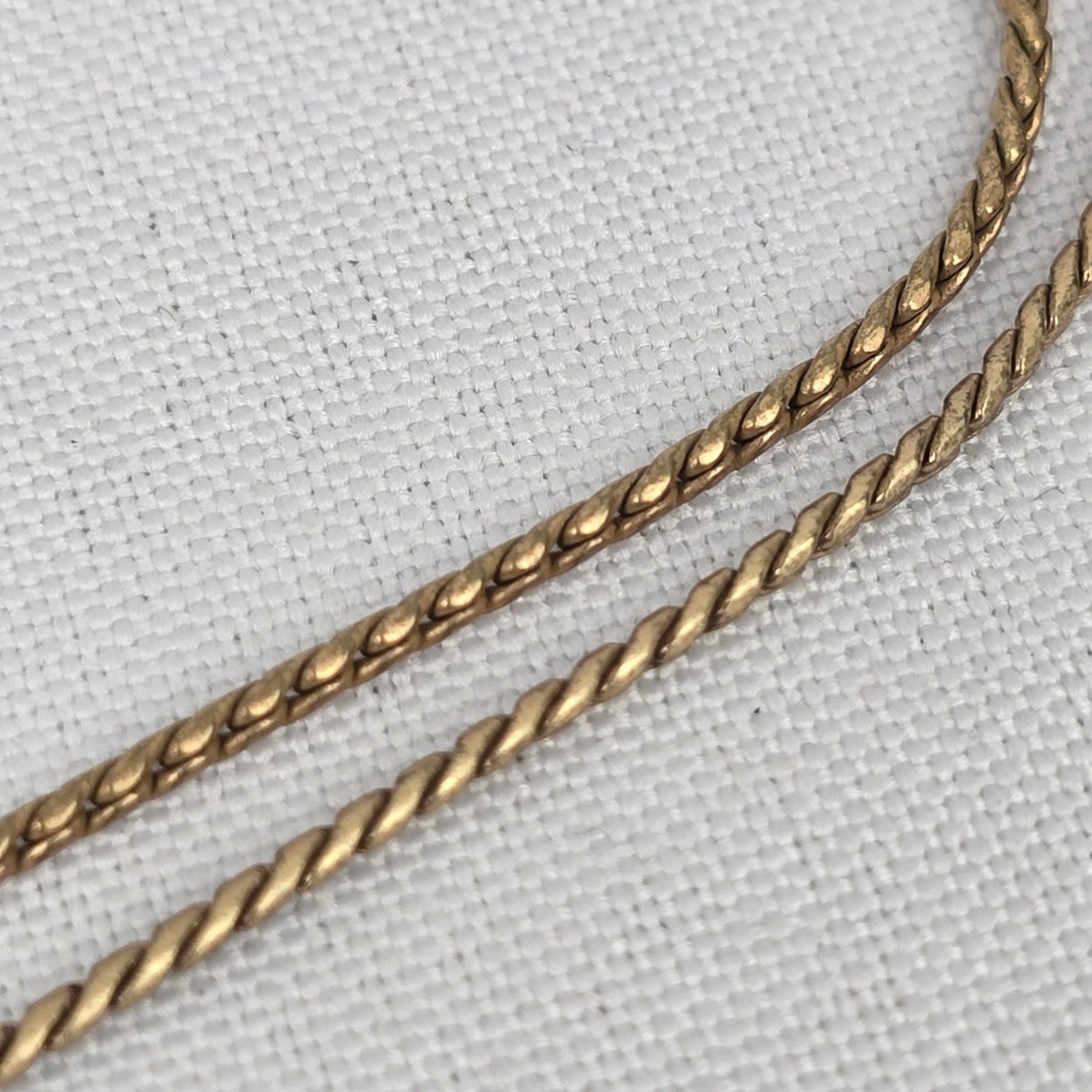 Stella & Dot Gold Tone Adjustable Lariat Necklace