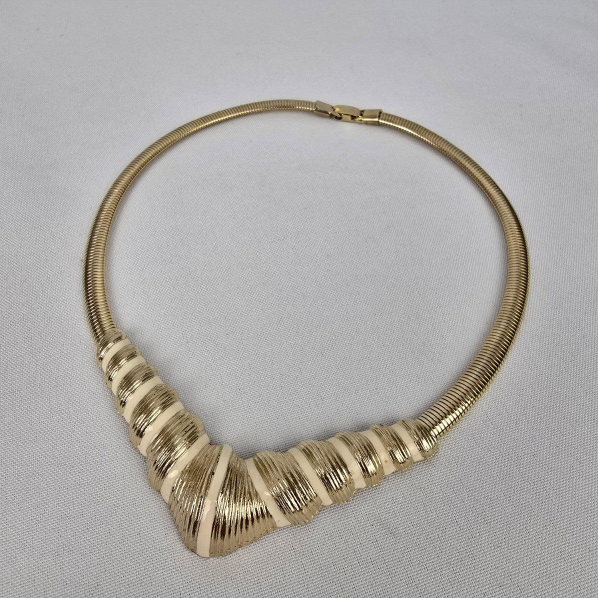 Vintage Gold & Cream Enamel Collar Necklace
