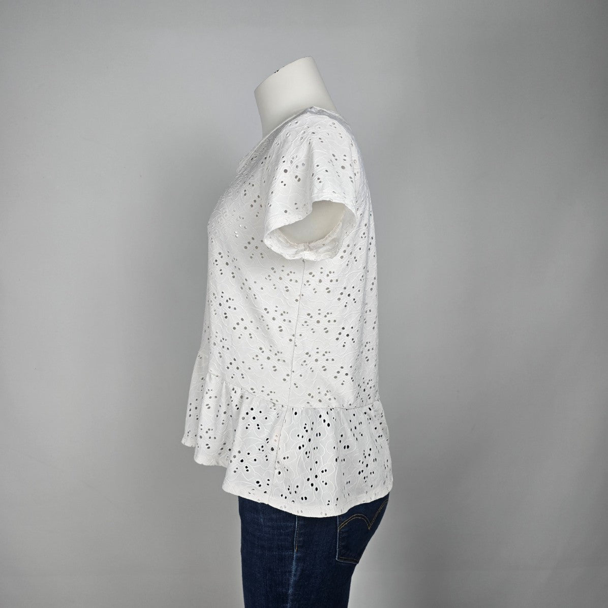 Nanette Lepore White Eyelet Peplum Top Size M