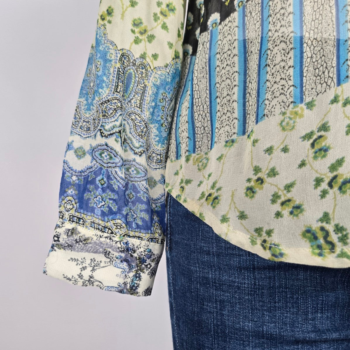 Patrons of Peace Blue Floral Blouse Top Size S
