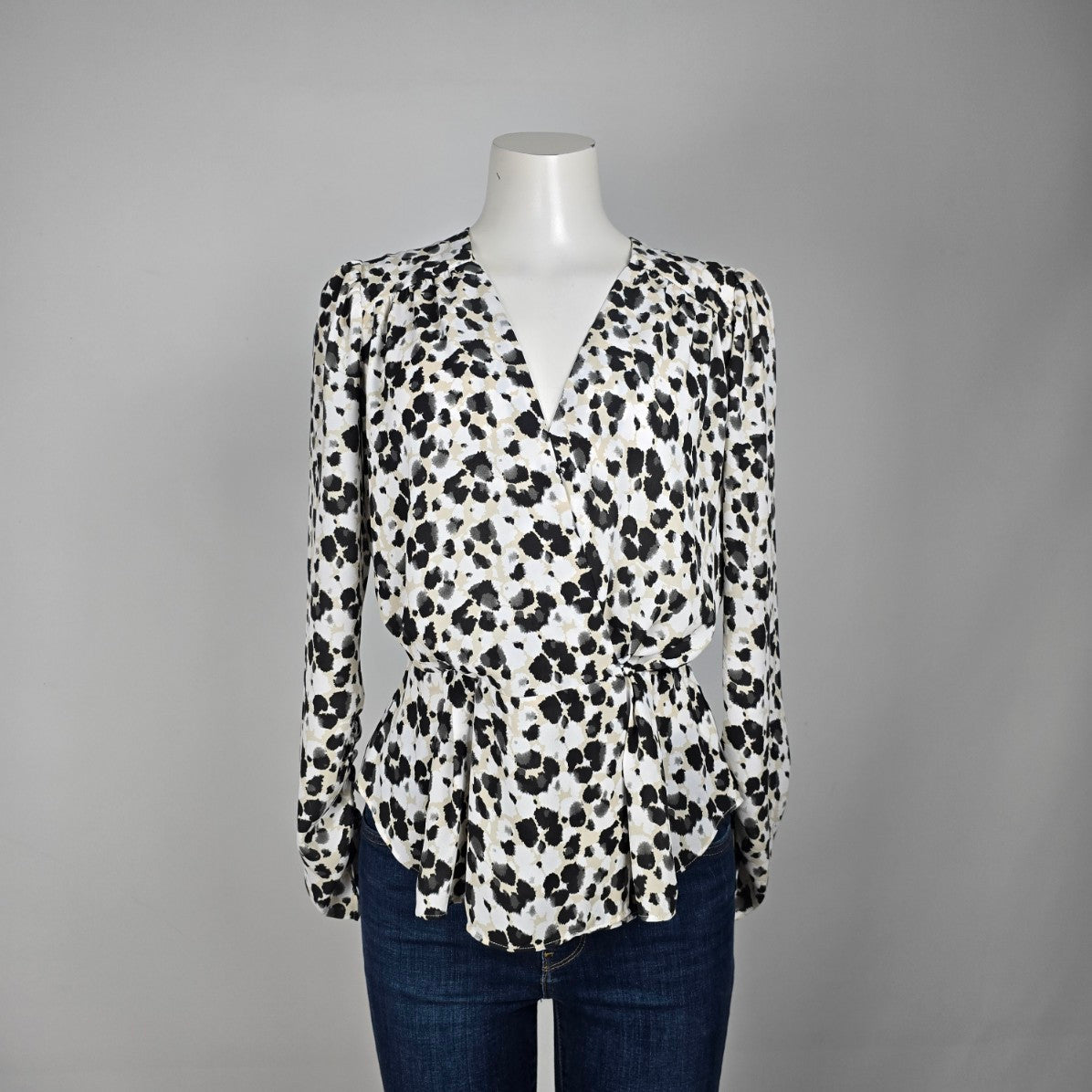 Cabi Leopard Animal Print Ruched Sleeve Wrap Top Size S