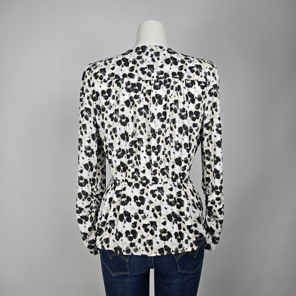 Cabi Leopard Animal Print Ruched Sleeve Wrap Top Size S