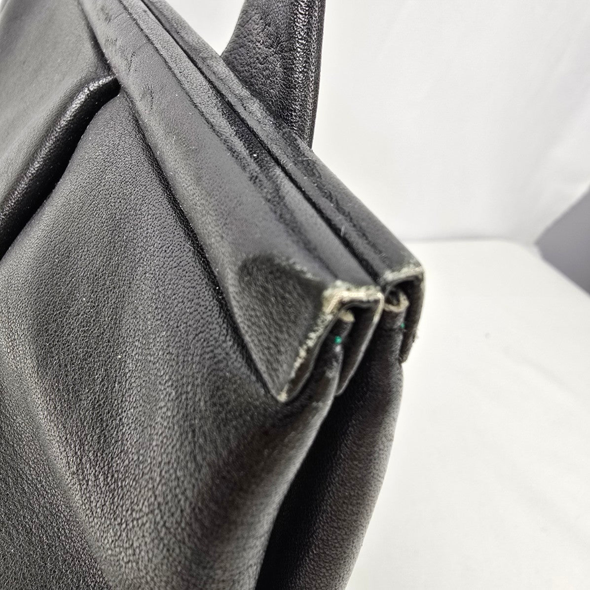 Vintage Madell Gold Pfeil Black Leather Top Handle Purse