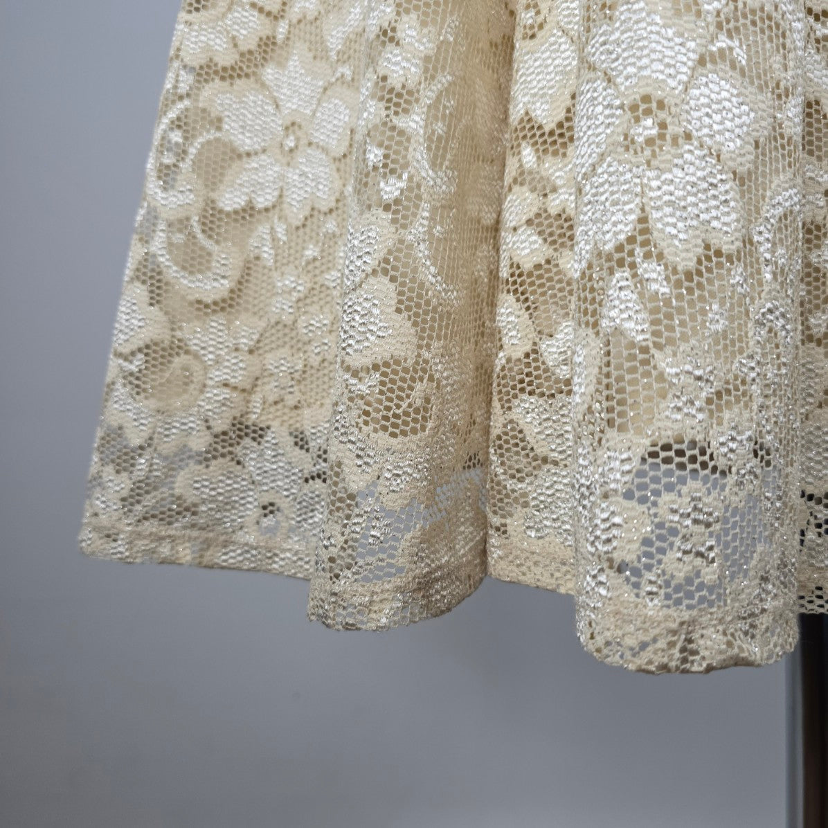 Nights By Teeze Me Cream Lace Satin Belted Fit & Flare Event Dress Size 3/4
