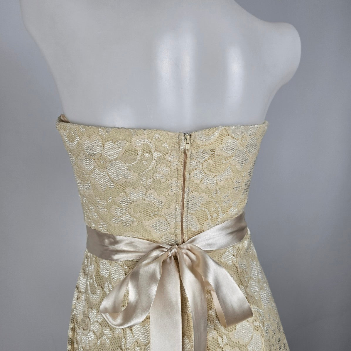 Nights By Teeze Me Cream Lace Satin Belted Fit & Flare Event Dress Size 3/4