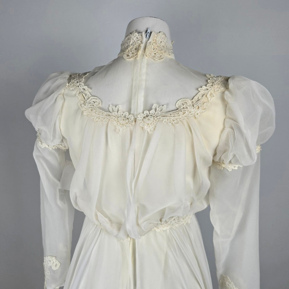 Vintage White Lace Puff Sleeve High Neck Wedding Dress Size XS