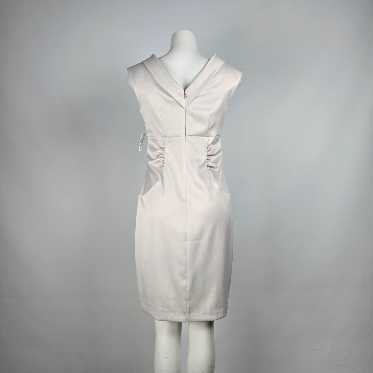 London Times Cream Cowl Neck Ruched Sheath Dress Size 6
