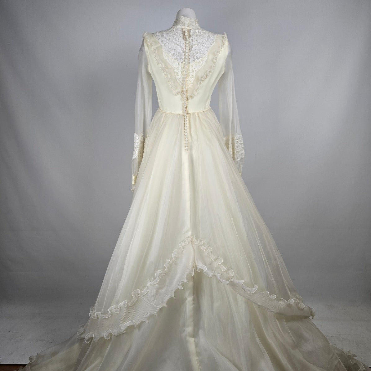 Vintage Party Time White Empire Waist Wedding Gown Size S