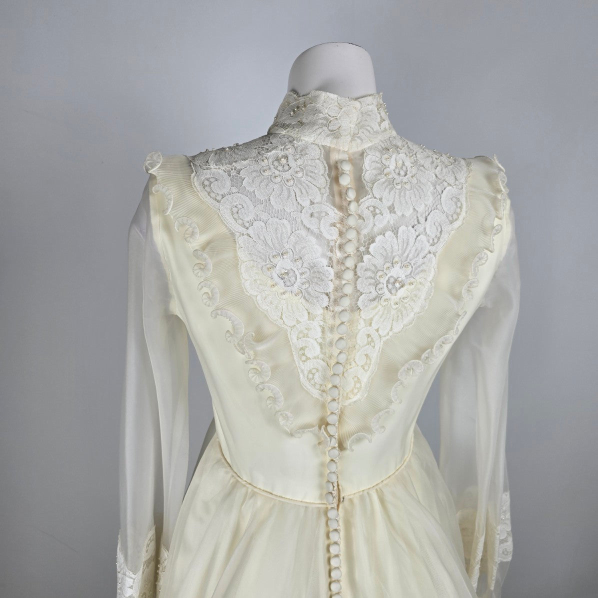 Vintage Party Time White Empire Waist Wedding Gown Size S