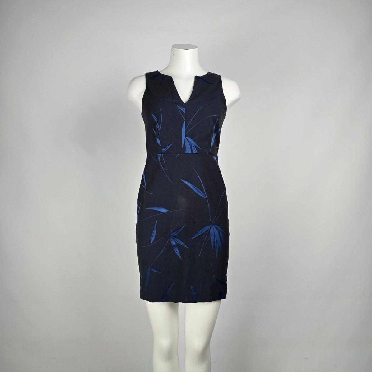 Ann Taylor Petite Black Tropical Print Mini Dress Size 0