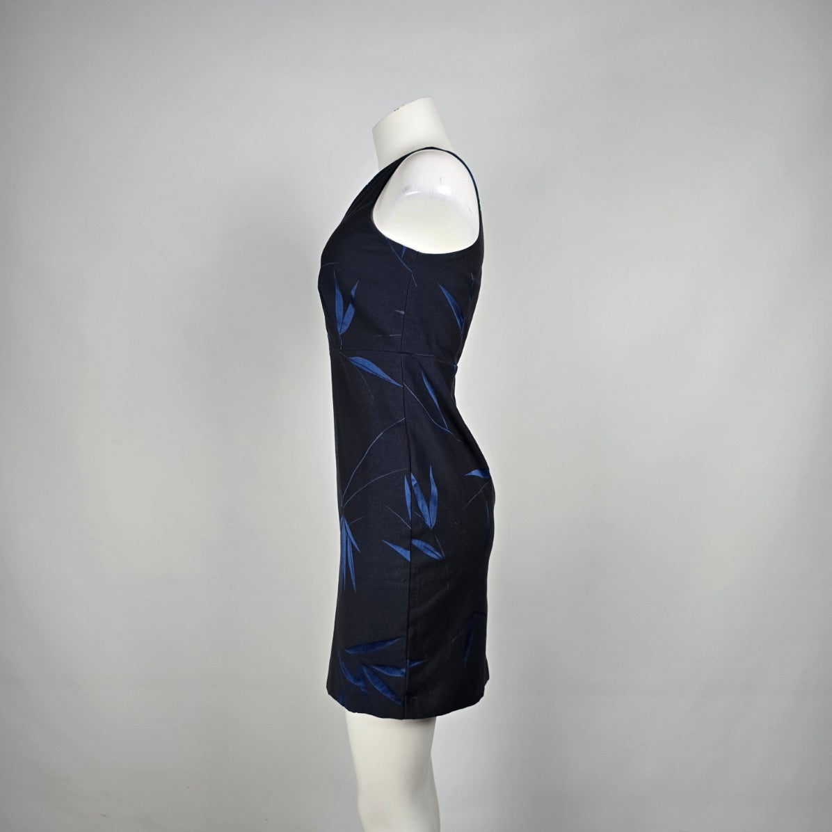 Ann Taylor Petite Black Tropical Print Mini Dress Size 0