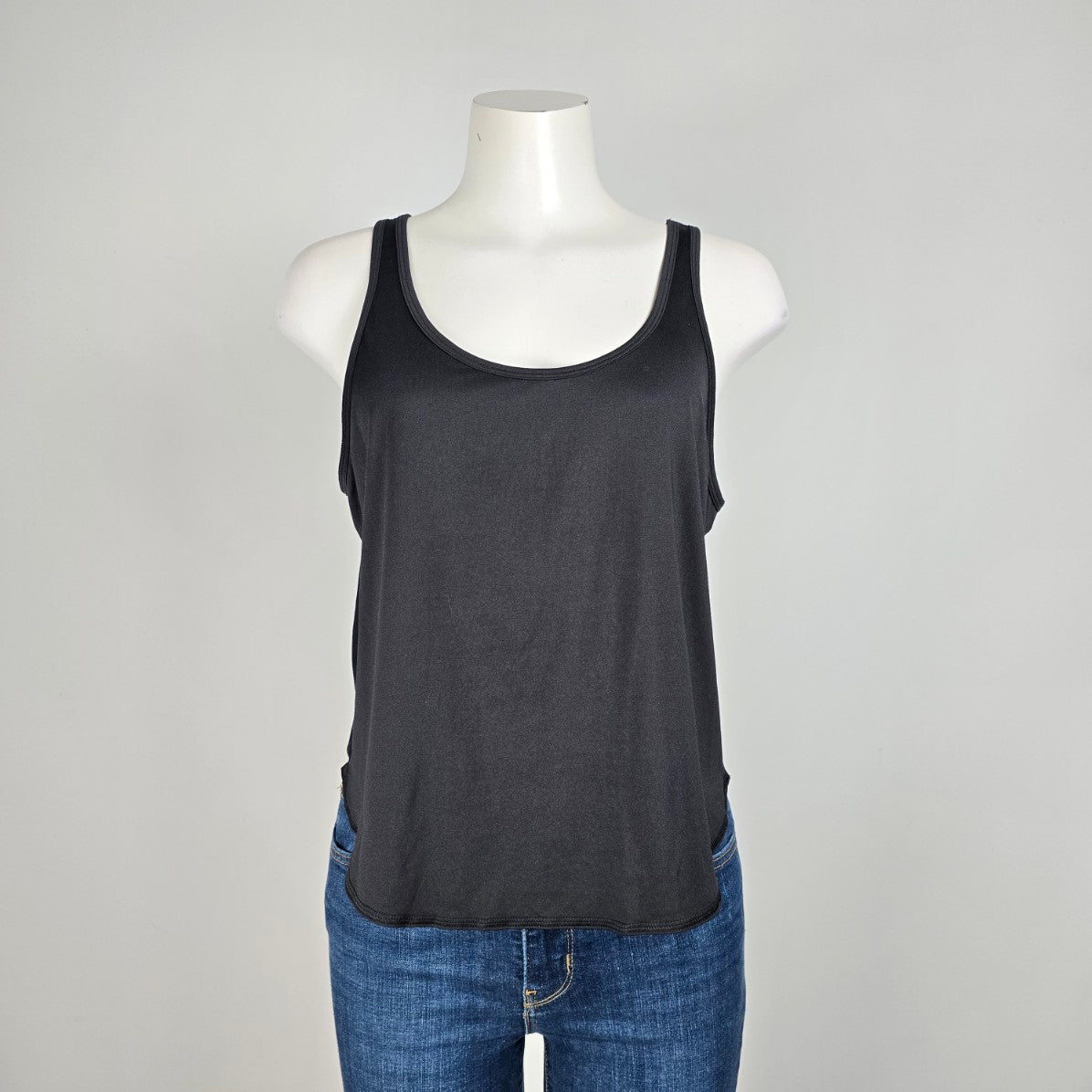 Abercrombie & Fitch Black Sleeveless Top Size L