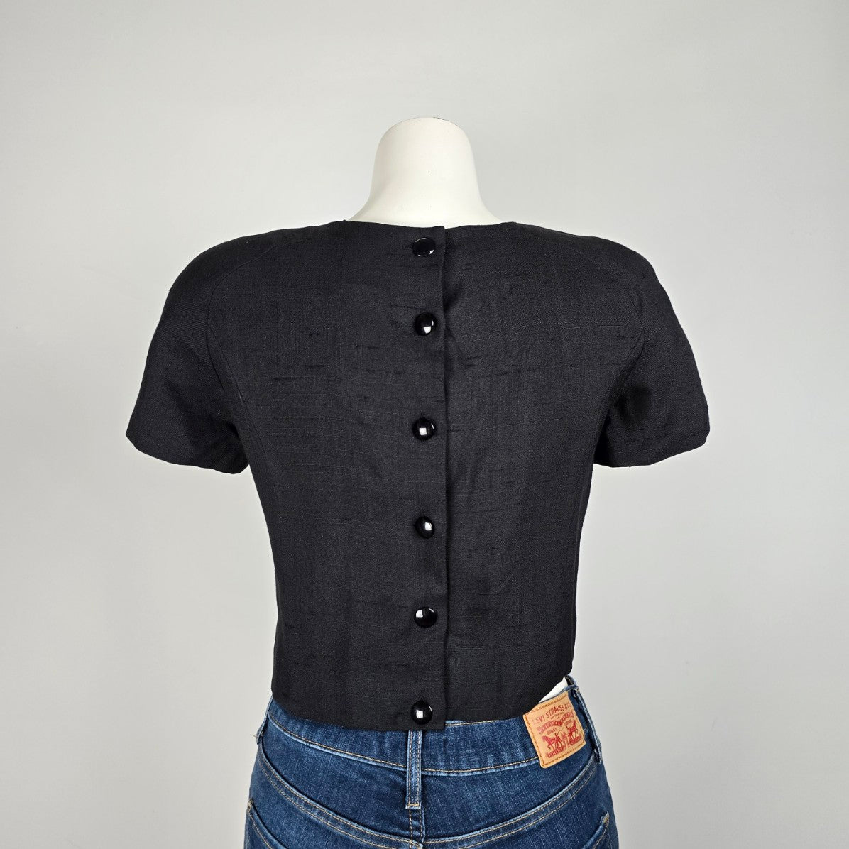 Vintage Richard Warren Black Cotton Button Back Cropped Blouse Size 6