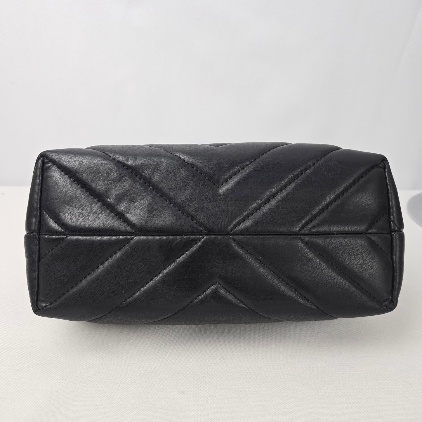 Badgley Mischka Black Quilted Shoulder Purse