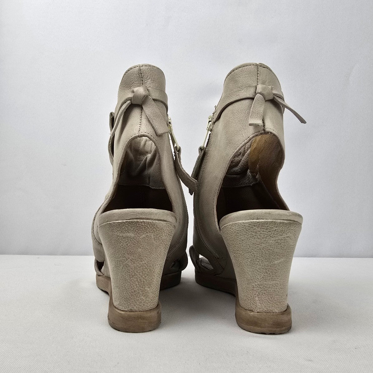 Mjus Grey Leather Gladiator Wedge Sandals Size 6.5