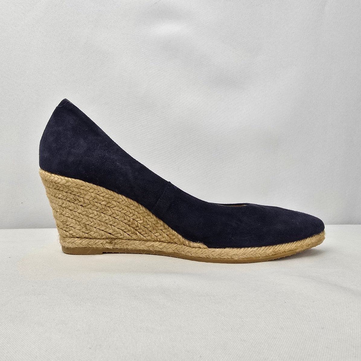 GAIMO Teva Navy Suede Wedge Heel Shoes Size 6.5