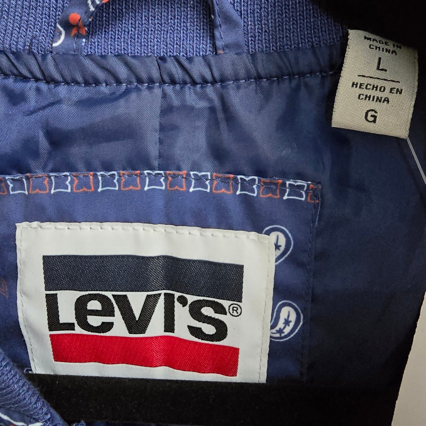 Levi's Diamond Quilted Blue Bandana Print Jacket Size L