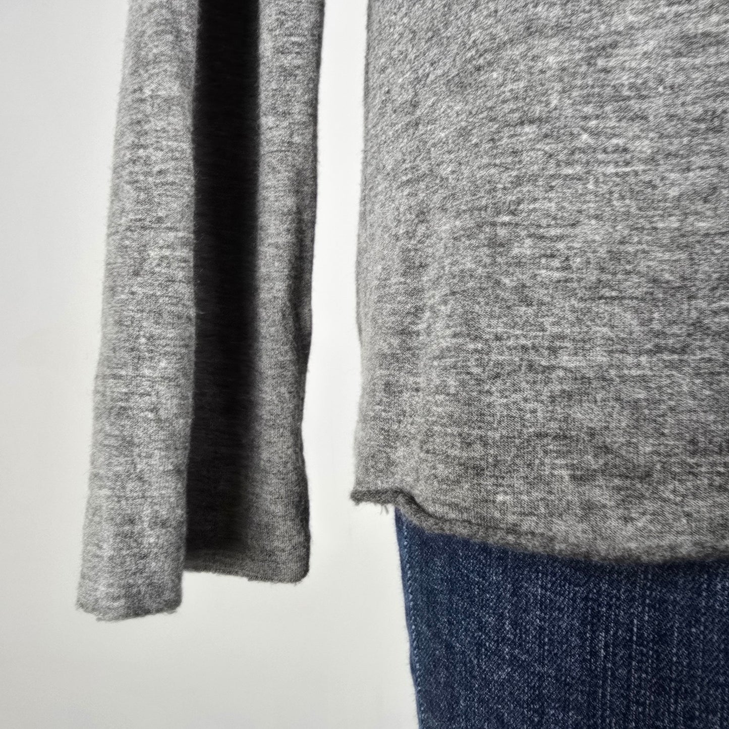 Kit & Ace Grey Long Sleeve Top Size L