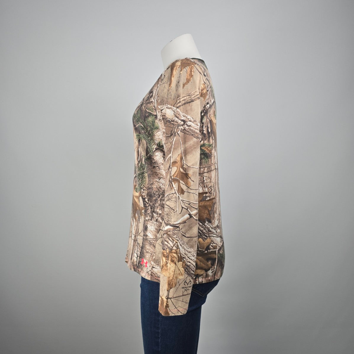 Under Armour Semi Fitted Real Tree Print Long Sleeve T-Shirt Size L